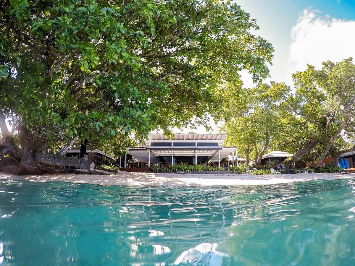 Barrier Beach Resort Luganville Exterior foto