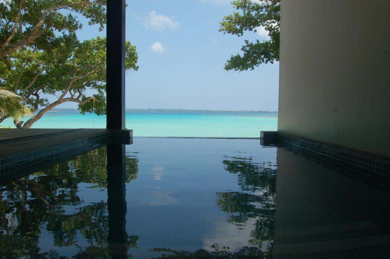 Barrier Beach Resort Luganville Exterior foto